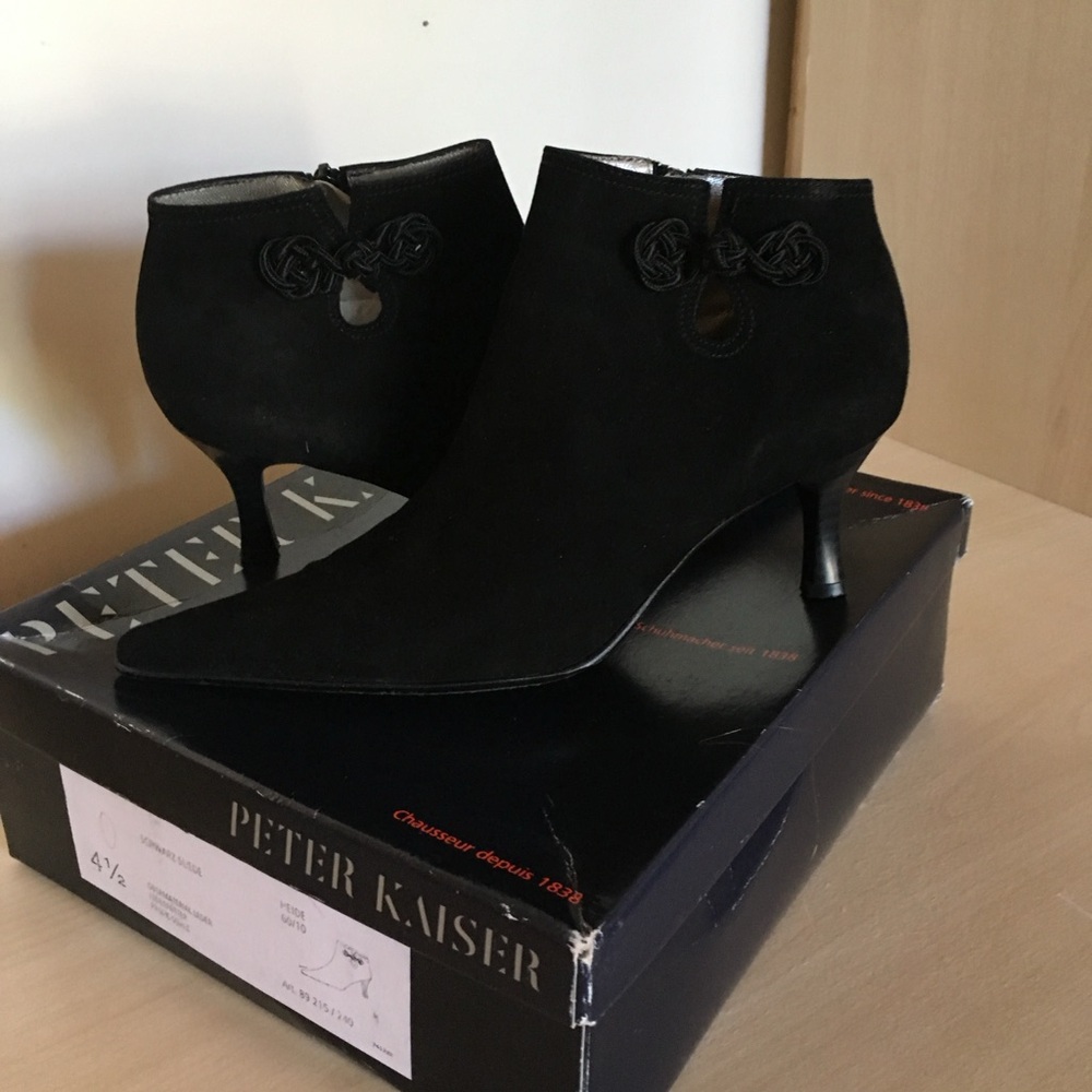 Peter Kaiser Black Ankle Boots Elegant Style